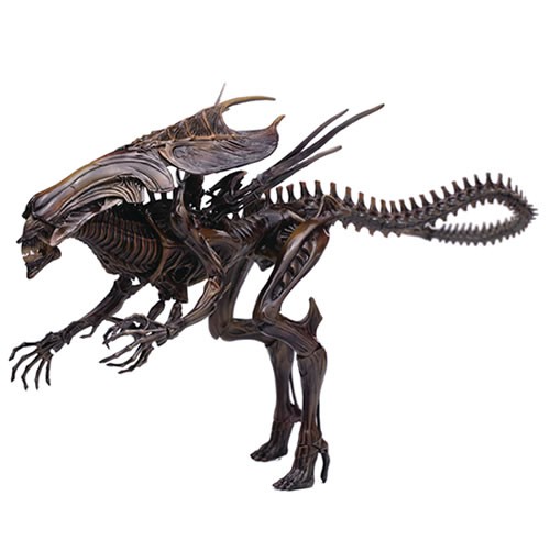 Alien Figures - 1/18 Scale Alien Resurrection Cloned Queen Exclusive