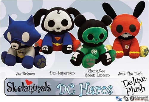 Skelanimals DC Deluxe Plush - Dax as Superman